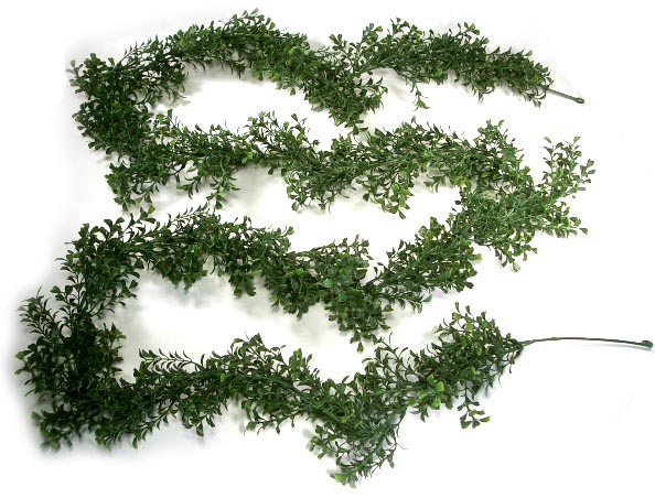 Boxwood Poly Garland
